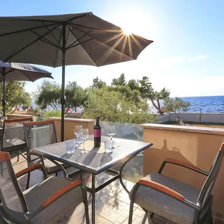 Beachfront House Victoria - Crowonder Luxury Rent Prázdninový dům