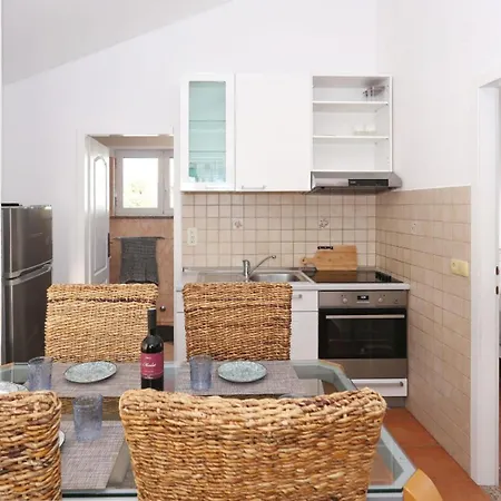 Prázdninový dům Beachfront House Victoria - Crowonder Luxury Rent *