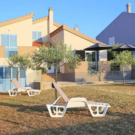 Beachfront House Victoria - Crowonder Luxury Rent Zaton (Zadar)
